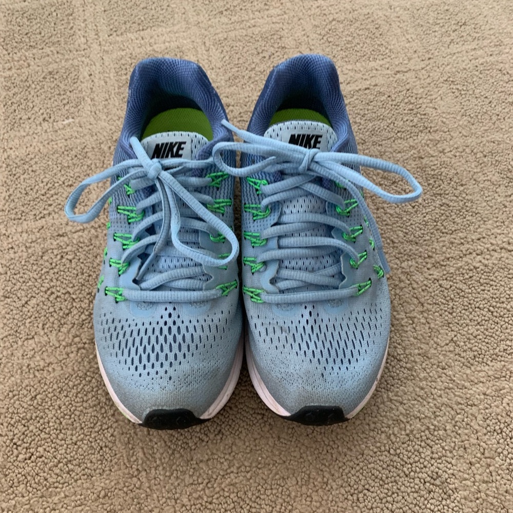 Women’s Nike Zoom Sneakers